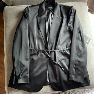 Satin women’s jacket by Simply Vera Wang